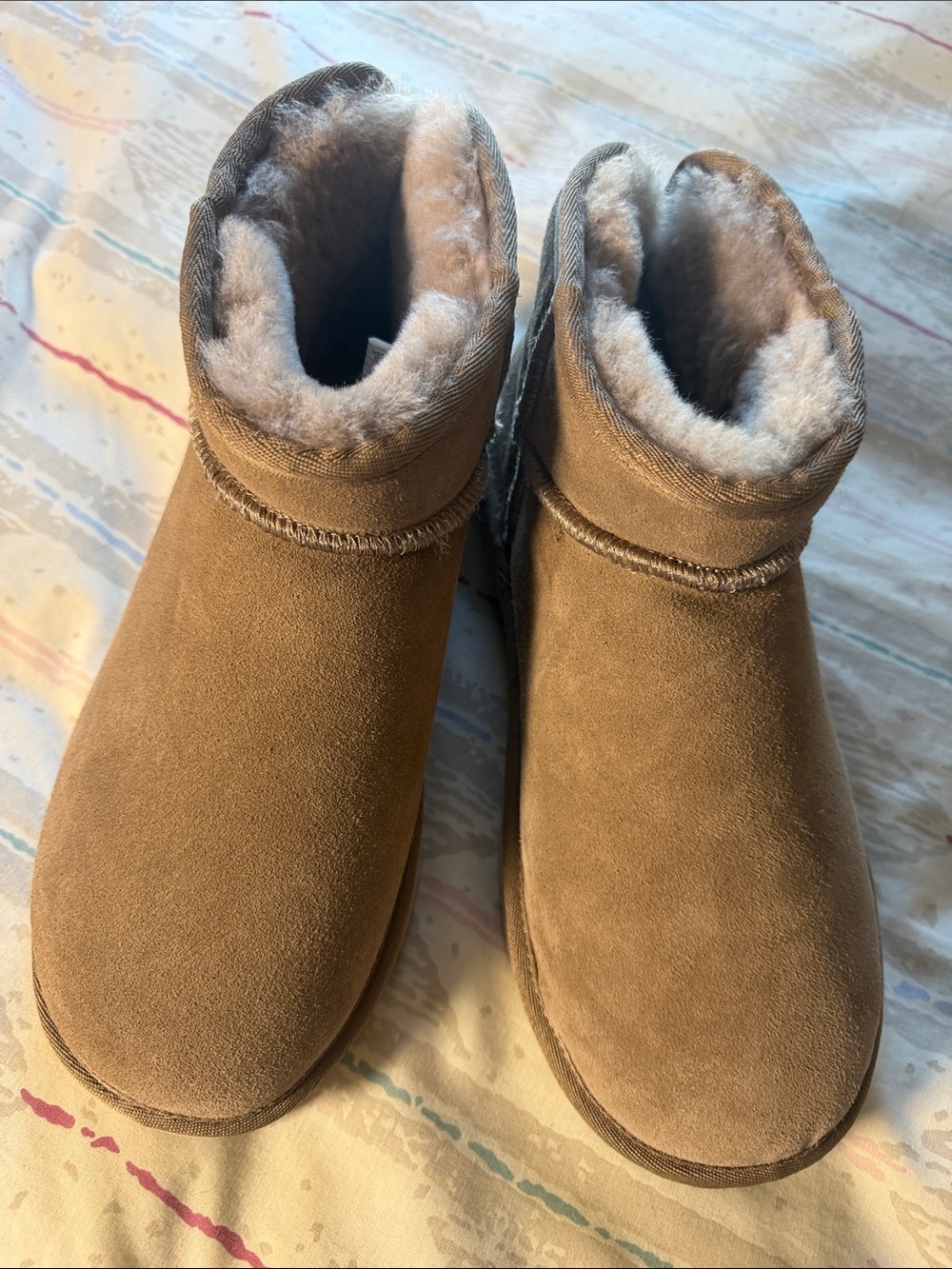 Women’s Plush-Lined Ankle Booties in Chestnut